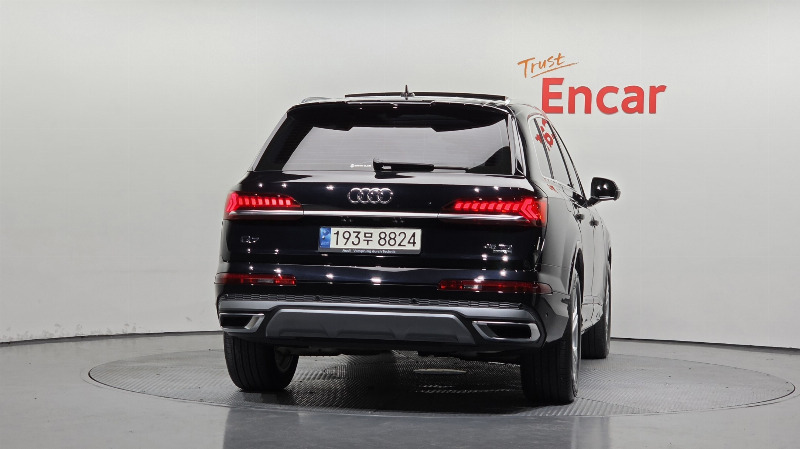 car Audi Q7 id43757 photo #4