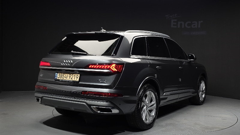 car Audi Q7 id43758 photo #2