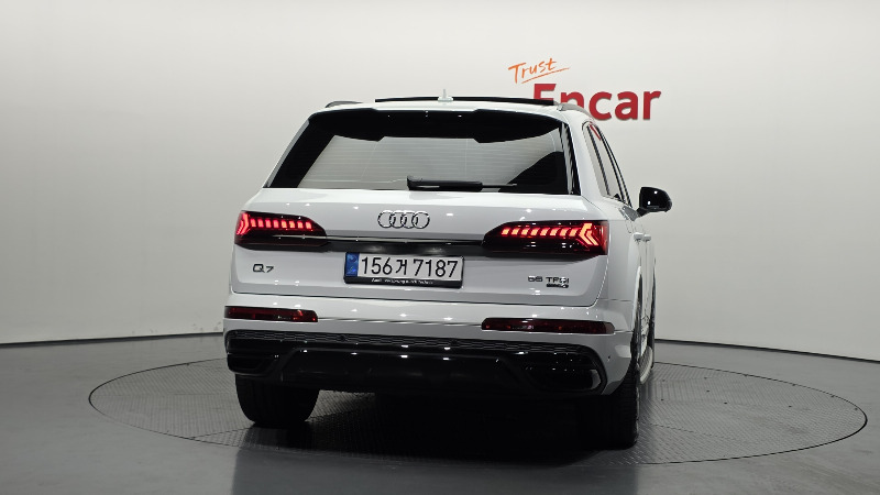car Audi Q7 id43768 photo #4