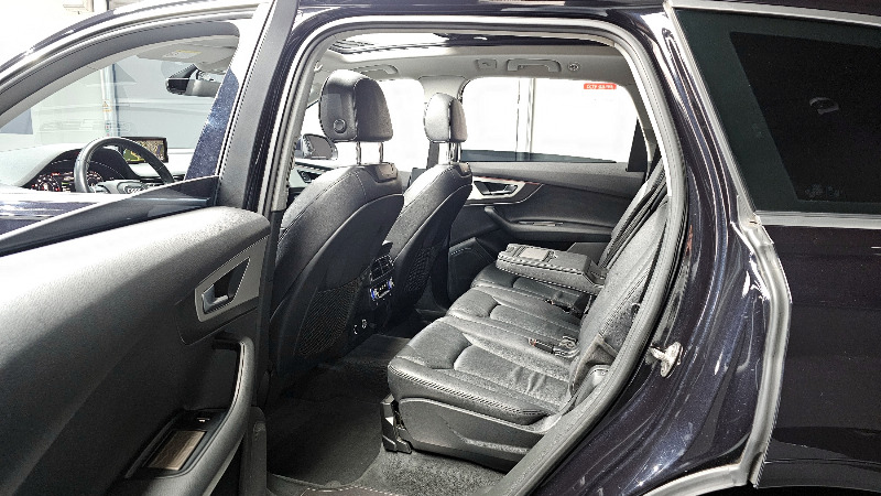 car Audi Q7 id43777 photo #11