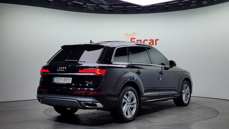 car Audi Q7 id43782 photo #2
