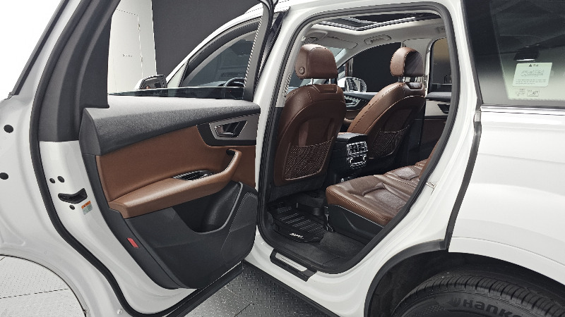 car Audi Q7 id43789 photo #12