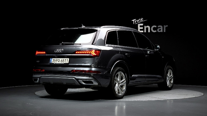 car Audi Q7 id43792 photo #2