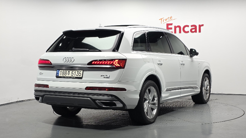 car Audi Q7 id43797 photo #2