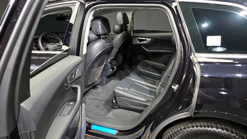 car Audi Q7 id43798 photo #11