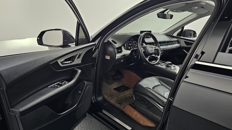 car Audi Q7 id43807 photo #10
