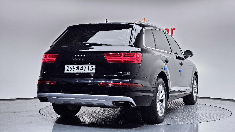 car Audi Q7 id43807 photo #2