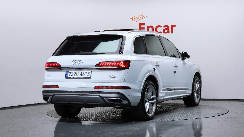 car Audi Q7 id43810 photo #2