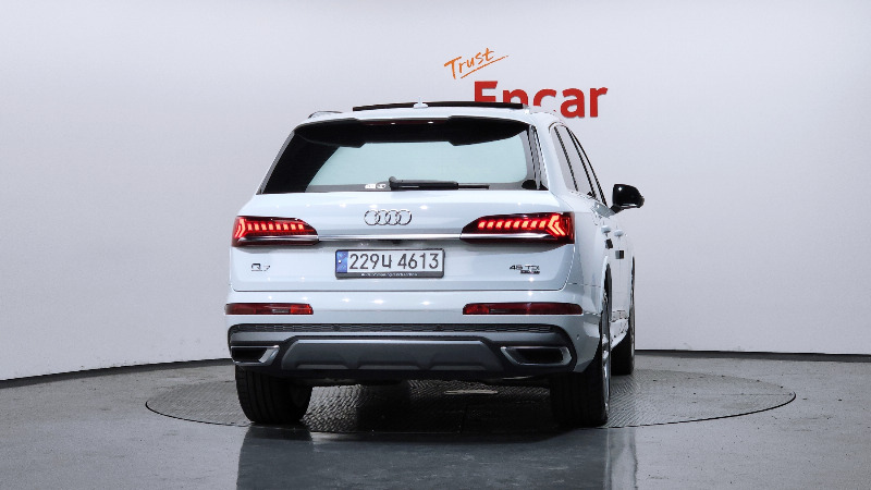 car Audi Q7 id43810 photo #4