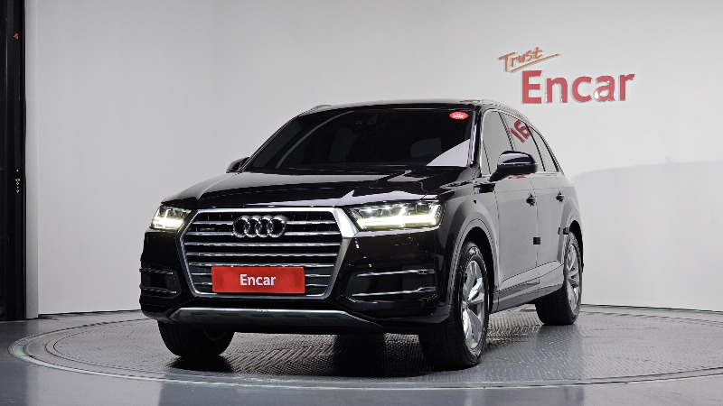 car Audi Q7 id43811 main photo