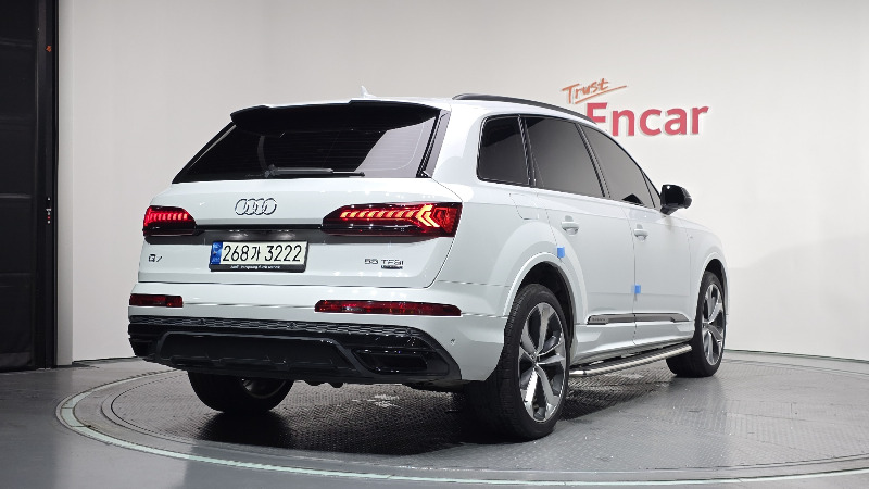 car Audi Q7 id43816 photo #2