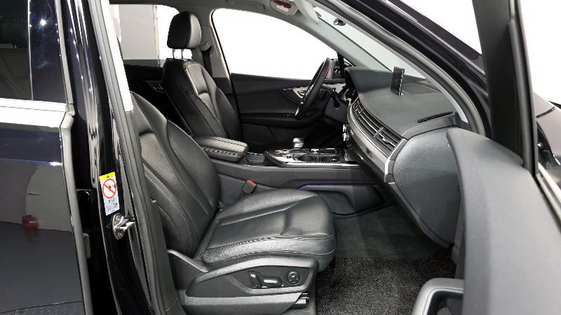 car Audi Q7 id43821 photo #10