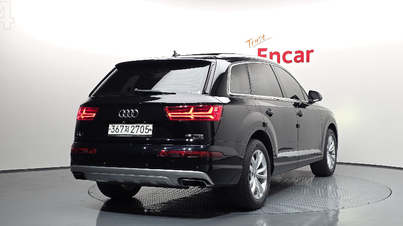 car Audi Q7 id43821 photo #2