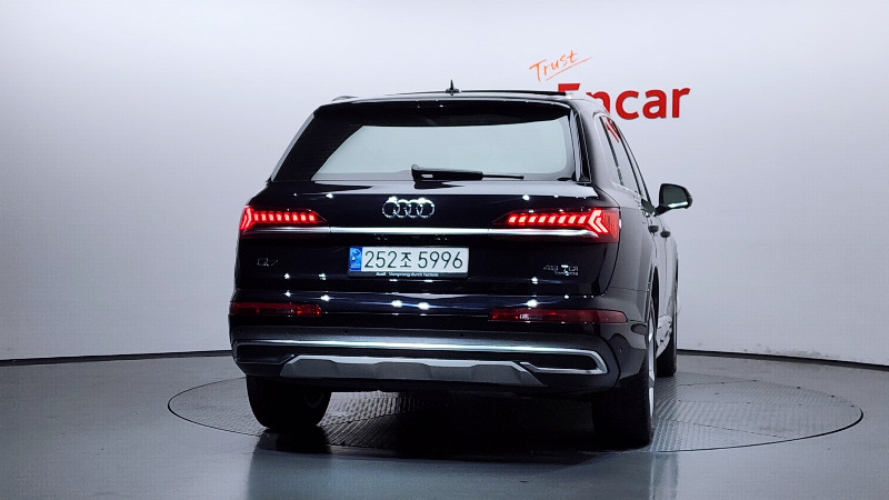 car Audi Q7 id43822 photo #4
