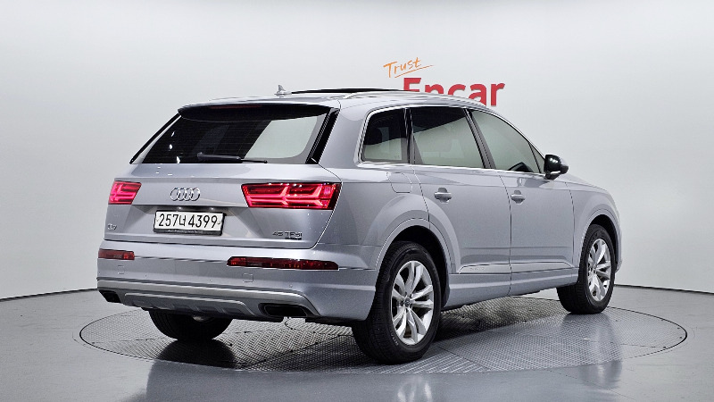 car Audi Q7 id43835 photo #2