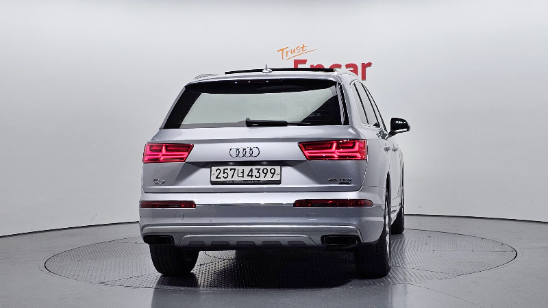 car Audi Q7 id43835 photo #4