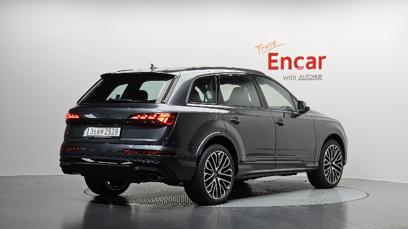car Audi SQ7 id43839 photo #2