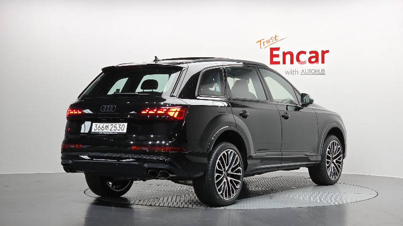 car Audi SQ7 id43840 photo #2