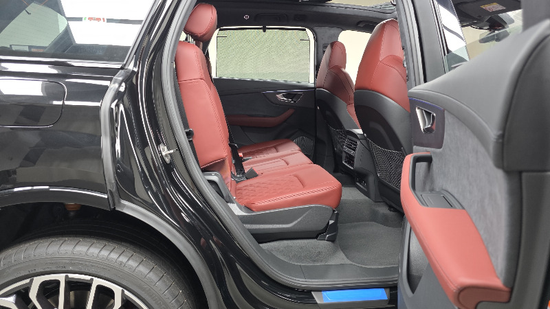 car Audi SQ7 id43841 photo #11