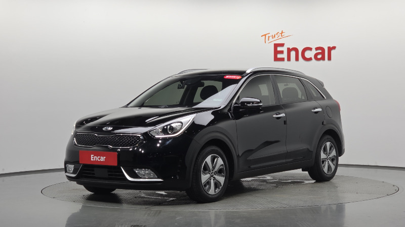 car KIA Niro id43890 main photo