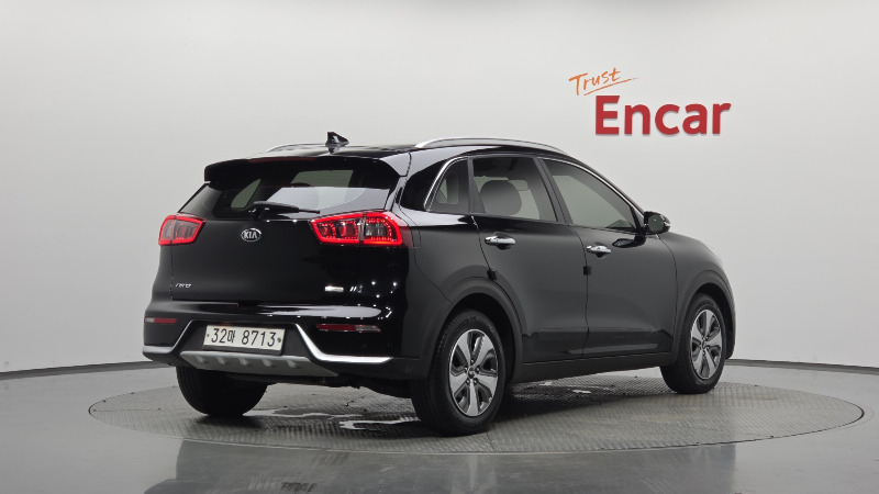 car KIA Niro id43890 photo #2