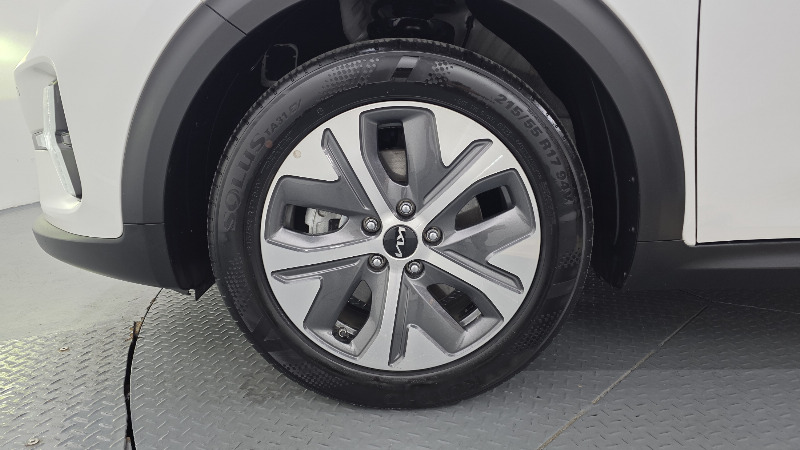 car KIA Niro id43892 photo #5