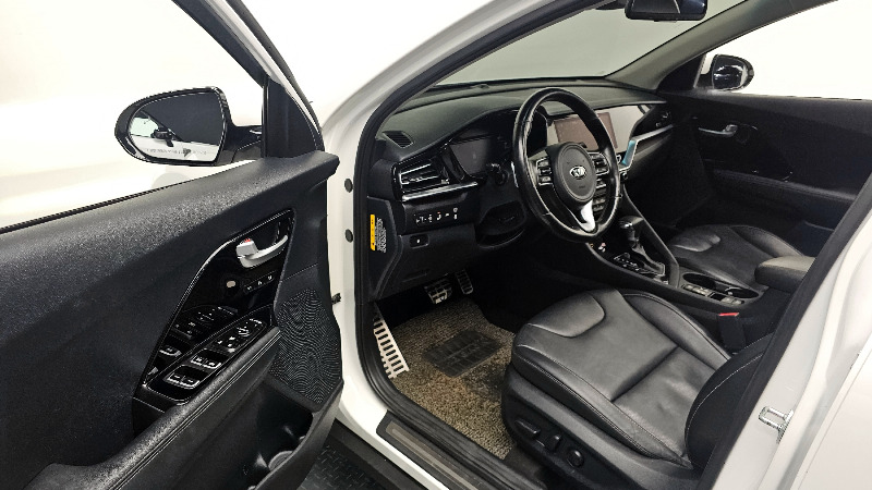 car KIA Niro id43909 photo #10