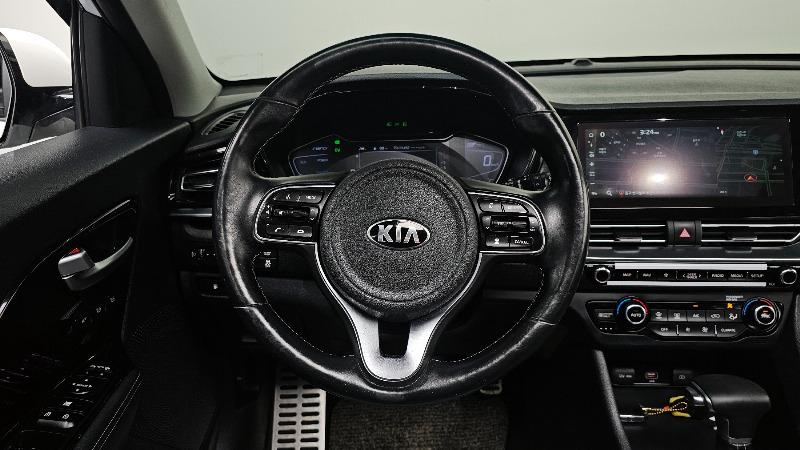 car KIA Niro id43909 photo #13
