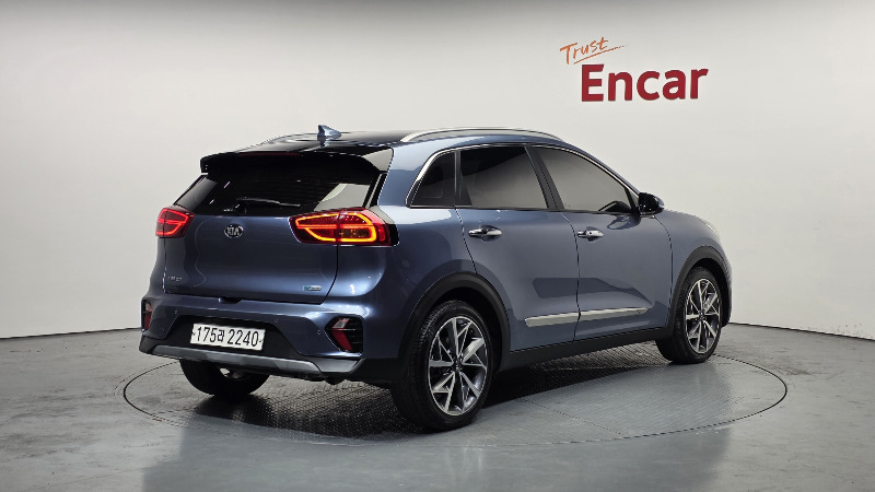 car KIA Niro id43922 photo #2