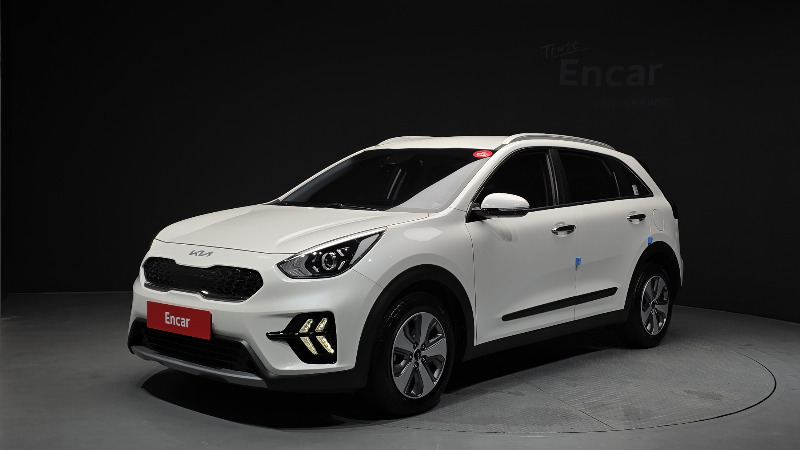 car KIA Niro id43924 main photo
