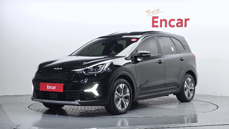 car KIA Niro id43925 main photo
