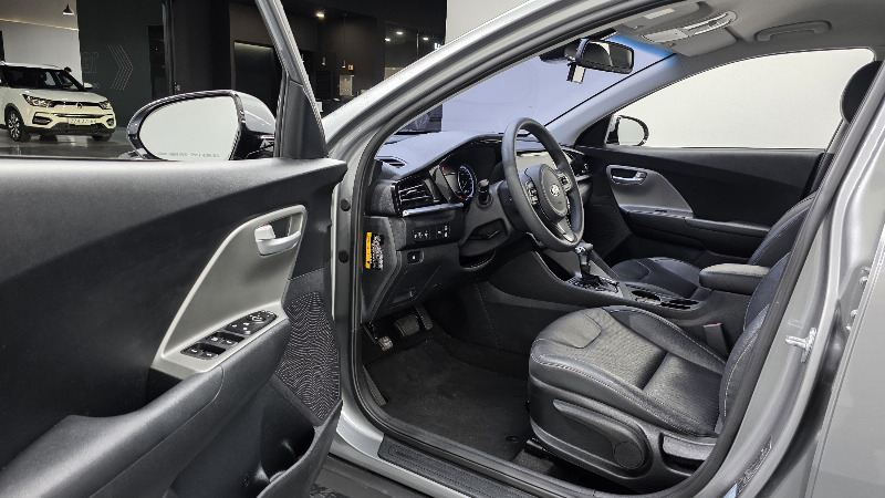 car KIA Niro id43936 photo #10