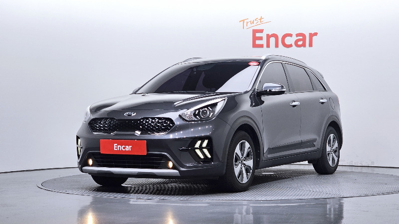 car KIA Niro id43937 main photo
