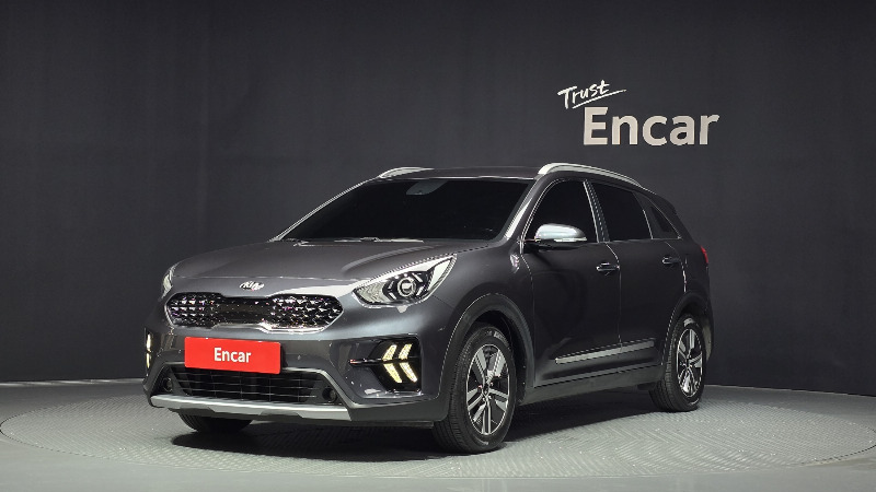 car KIA Niro id43942 main photo