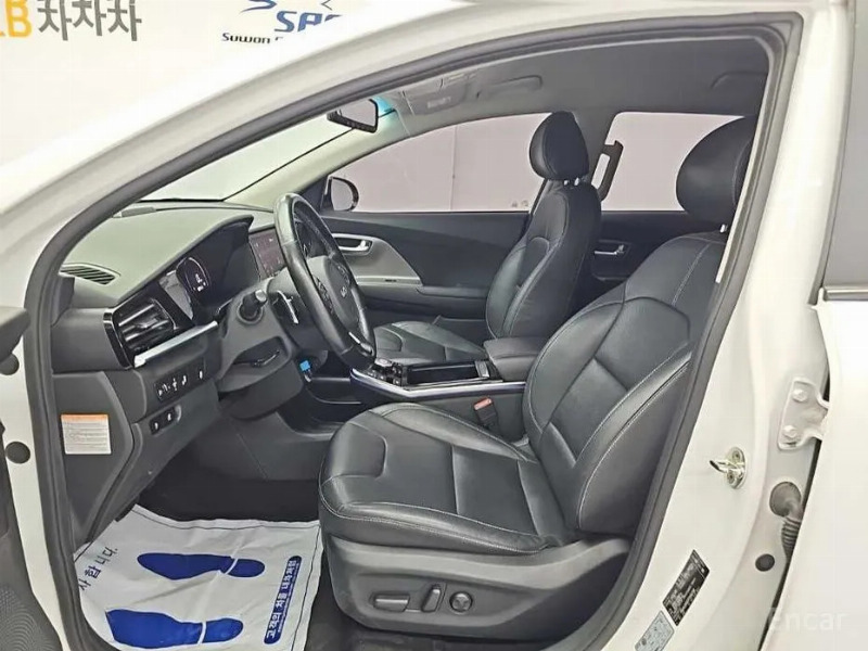 car KIA Niro id43946 photo #11