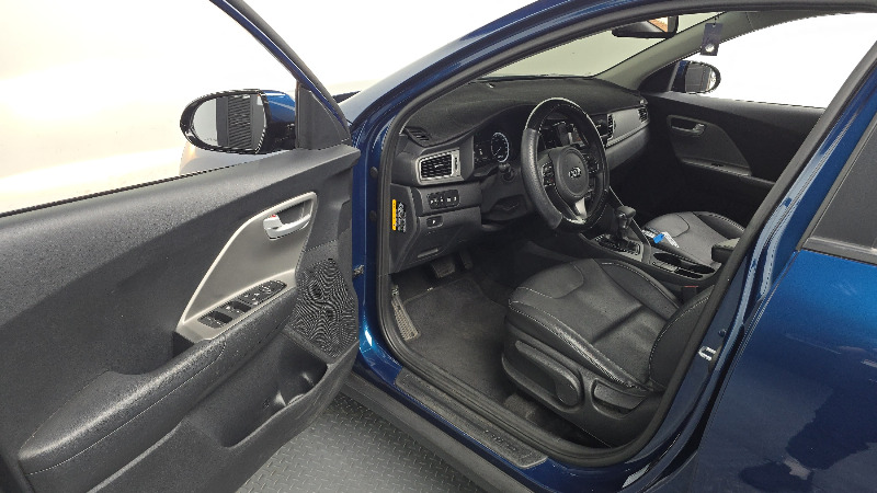 car KIA Niro id43951 photo #10