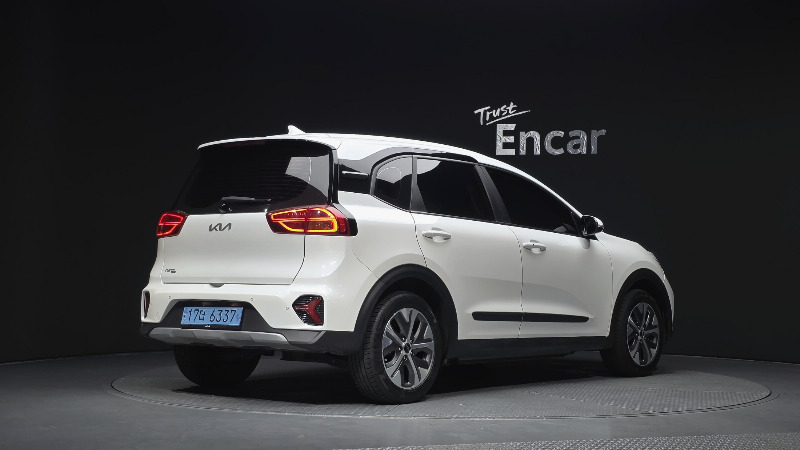 car KIA Niro id43962 photo #2