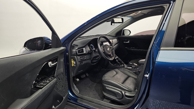 car KIA Niro id43968 photo #10