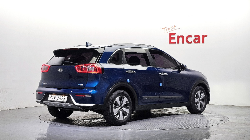 car KIA Niro id43968 photo #2