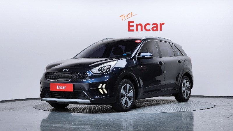 car KIA Niro id43972 main photo