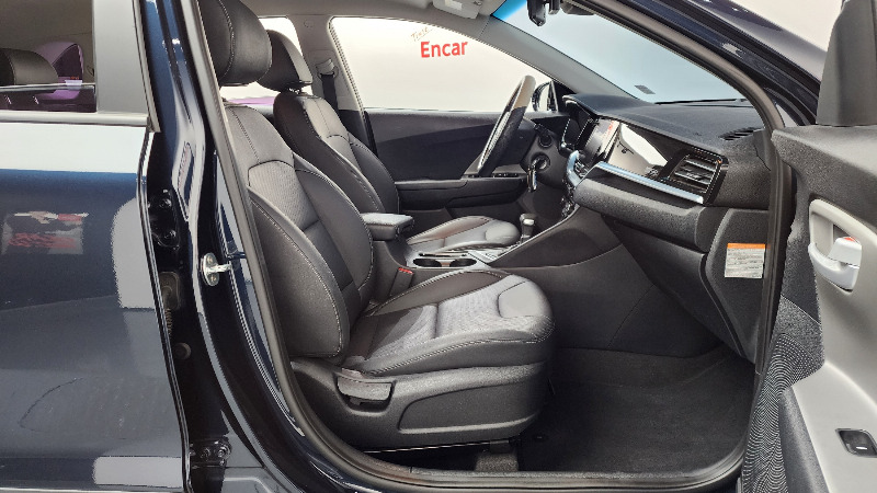 car KIA Niro id43972 photo #11