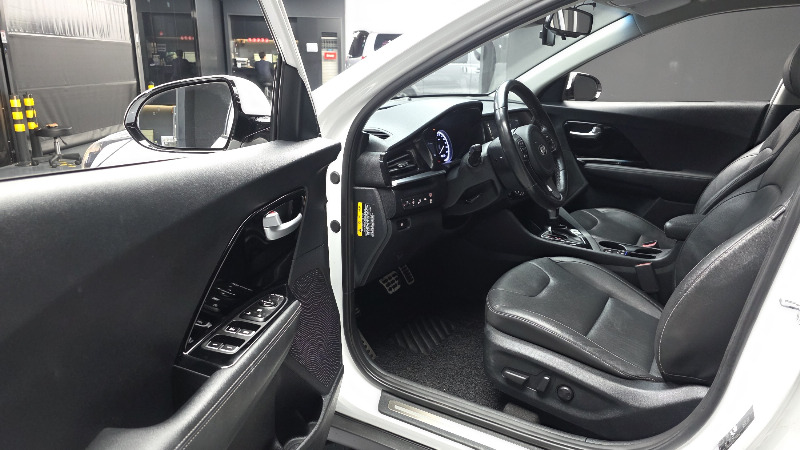 car KIA Niro id43977 photo #10