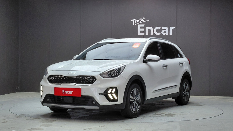 car KIA Niro id43979 main photo