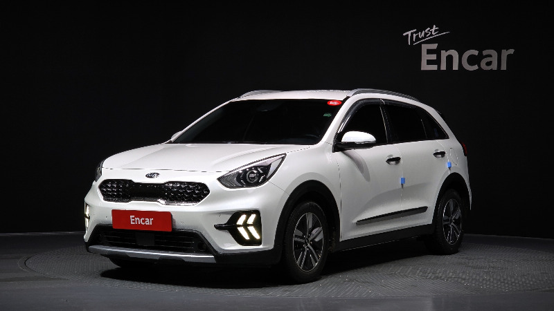car KIA Niro id43980 main photo
