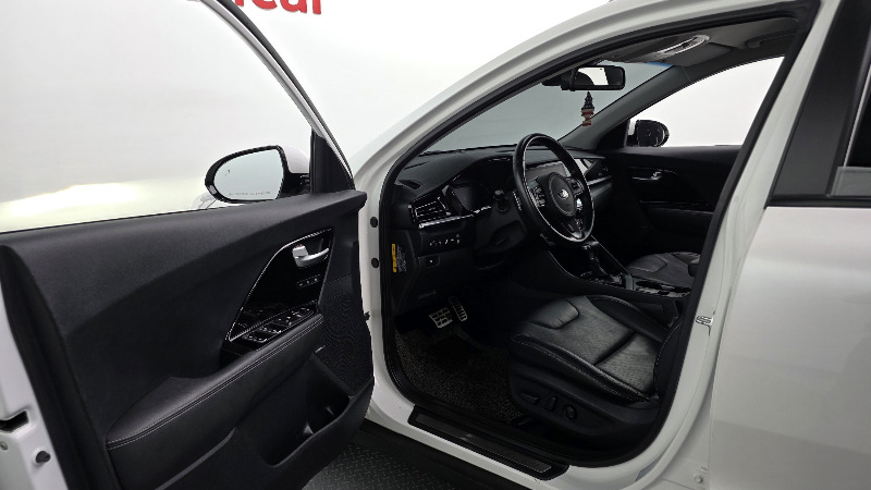 car KIA Niro id43986 photo #10