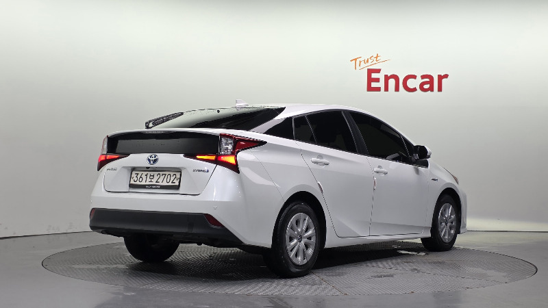 car Toyota Prius id44003 photo #2