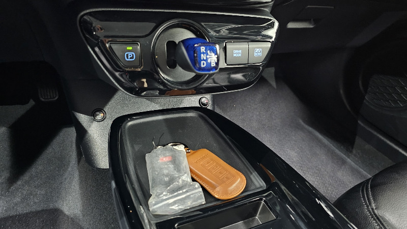 car Toyota Prius id44010 photo #9