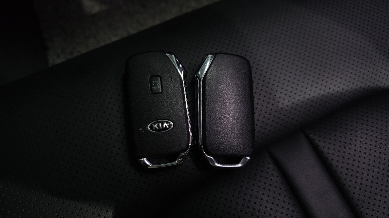 car KIA K5 id44059 photo #18