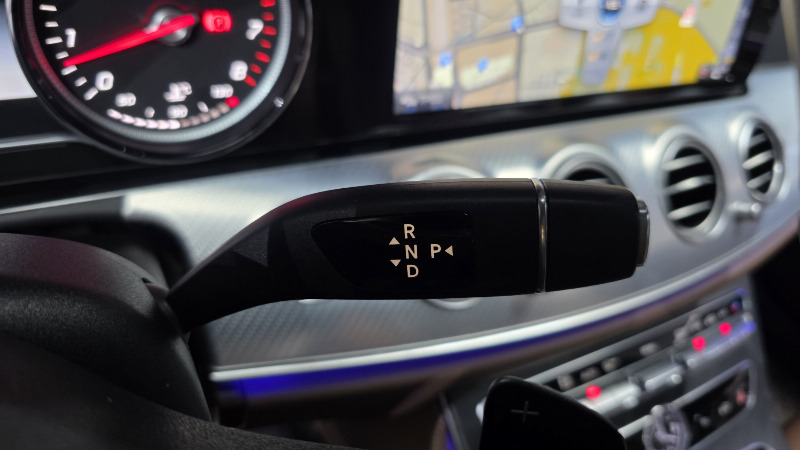 car Mercedes Benz E Class id44072 photo #9