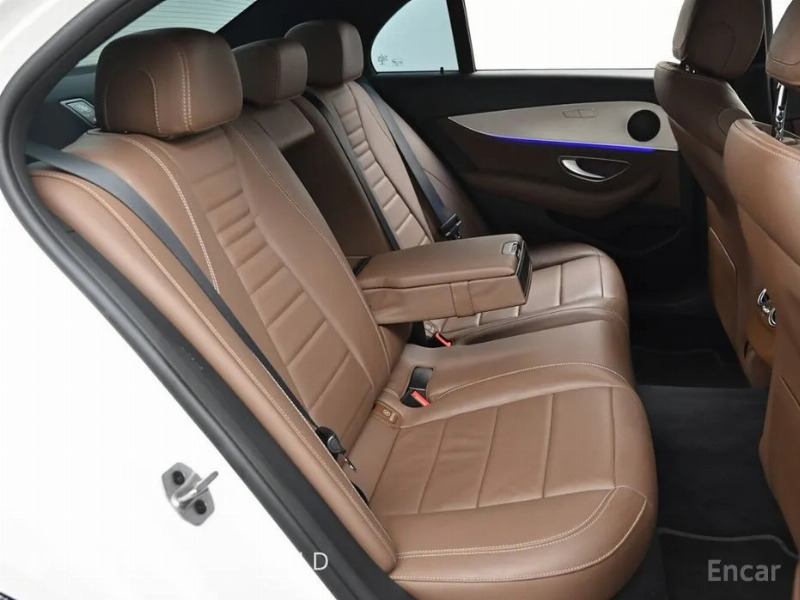 car Mercedes Benz E Class id44088 photo #12